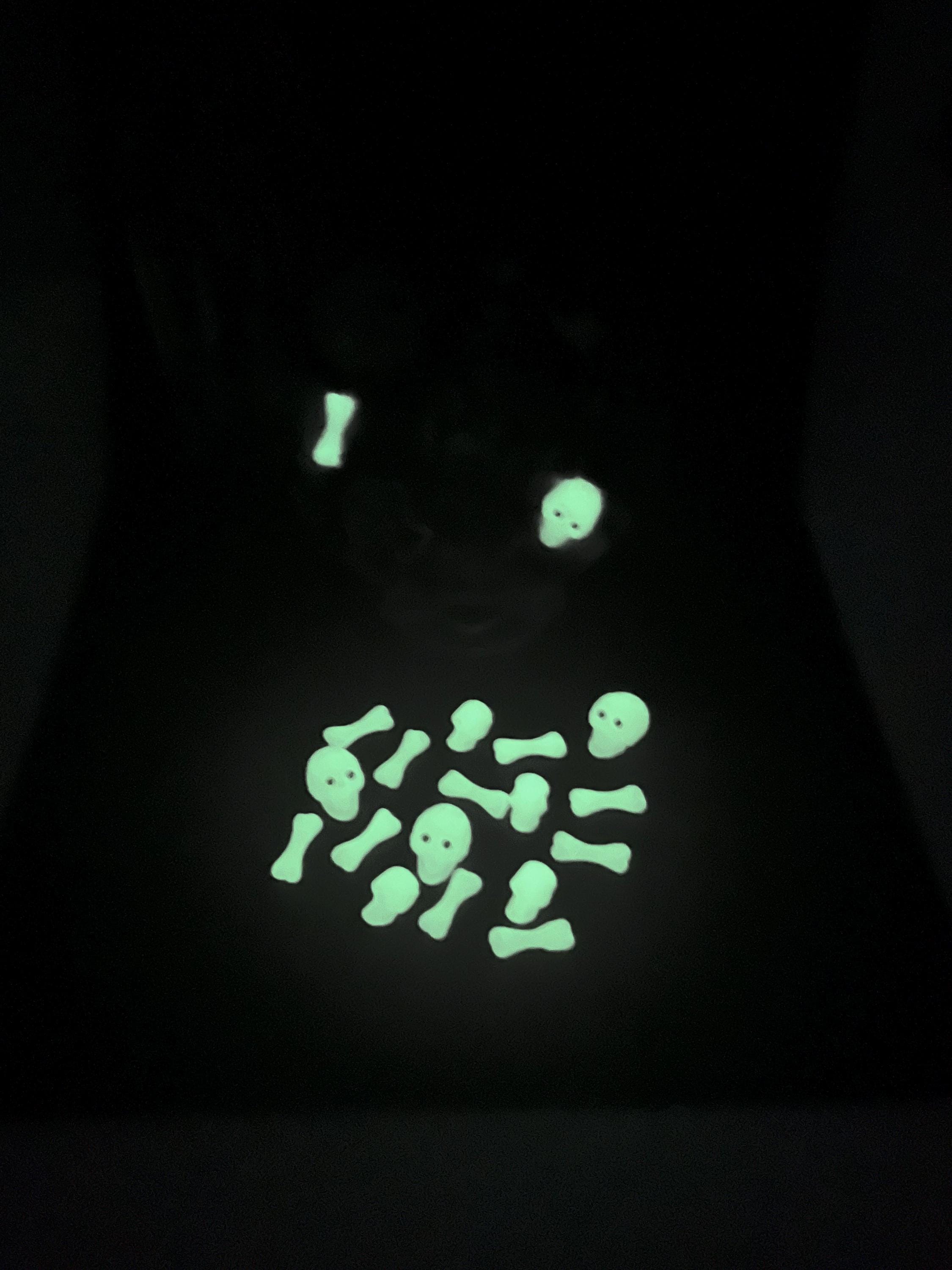 Halloween Skull Couple Picky Pad – Stress Relief Sensory Toy, Gothic Skeleton Bride Groom, skin Picky, Dertillomania, ADHD